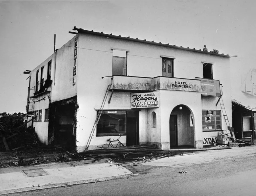 Demolition of the Hotel Princess, Main Street East