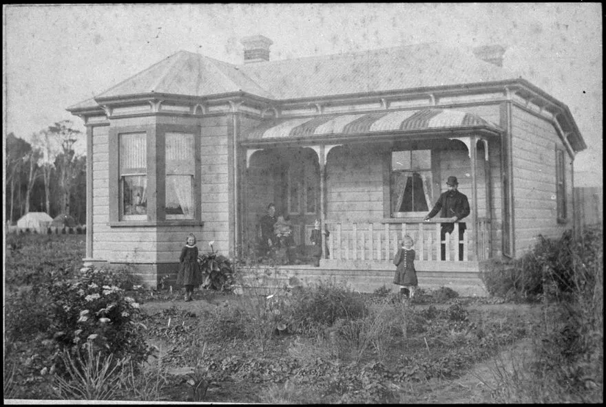 Nils Hansen family and residence, Whakarongo