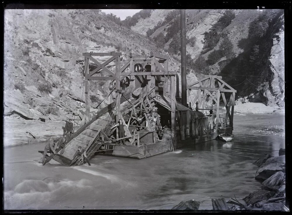 Sew Hoy dredge at Moke Creek