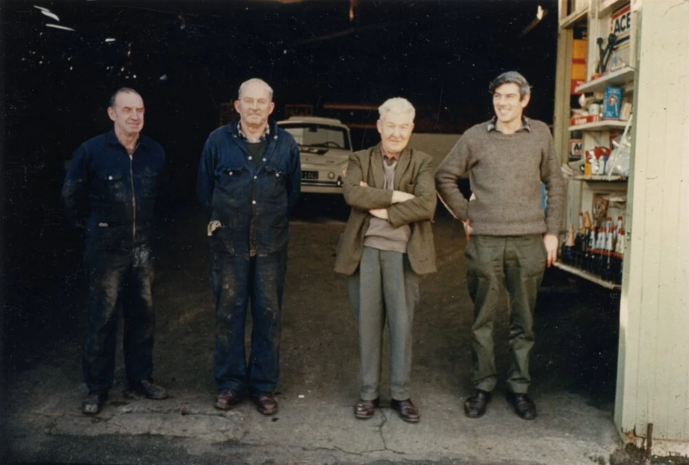 Wishart's garage staff, Cromwell