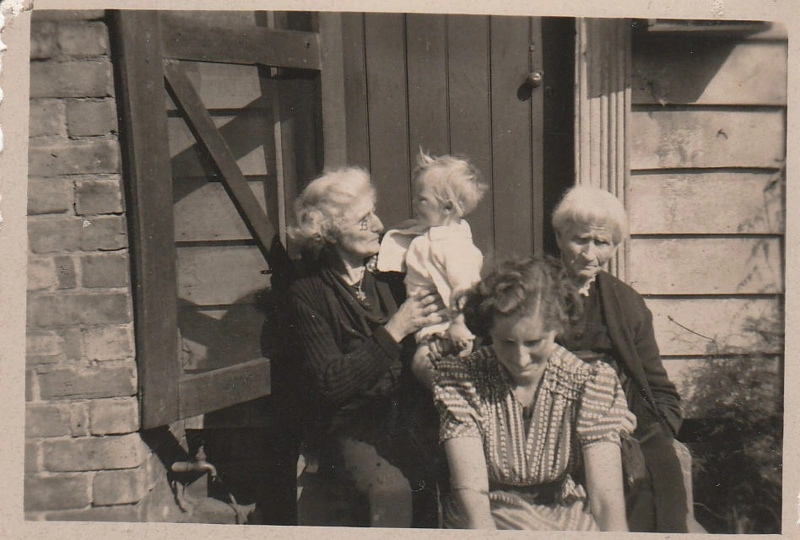 Jessie and Ross Harvie with Grandma Carter and Auntie Em.