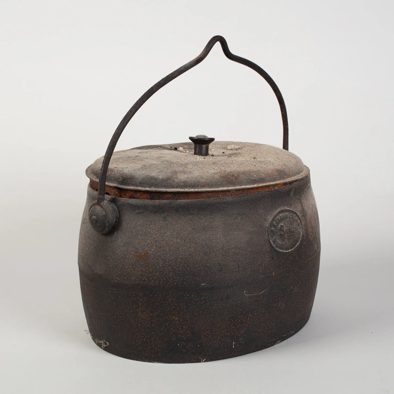 Lidded Pot, Cast Iron 3 Gallon