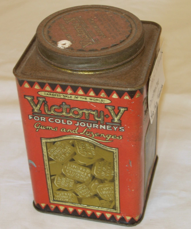 Caddy Tin Victory V Lozenges