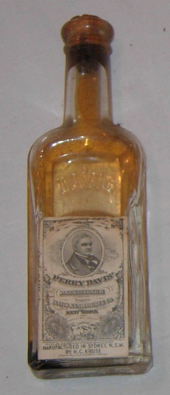 Bottle of Perry Davis Painkiller