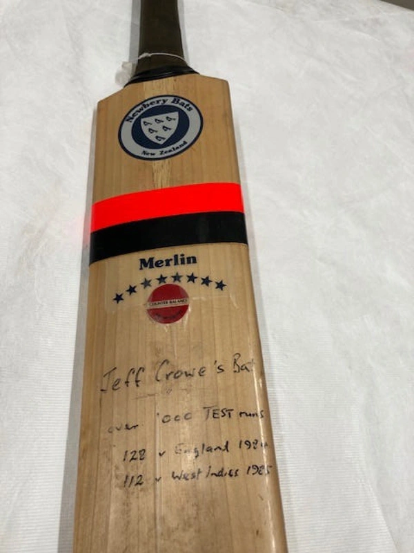 Cricket Bat: Newberry Merlin, Jeff Crowe's Test bat