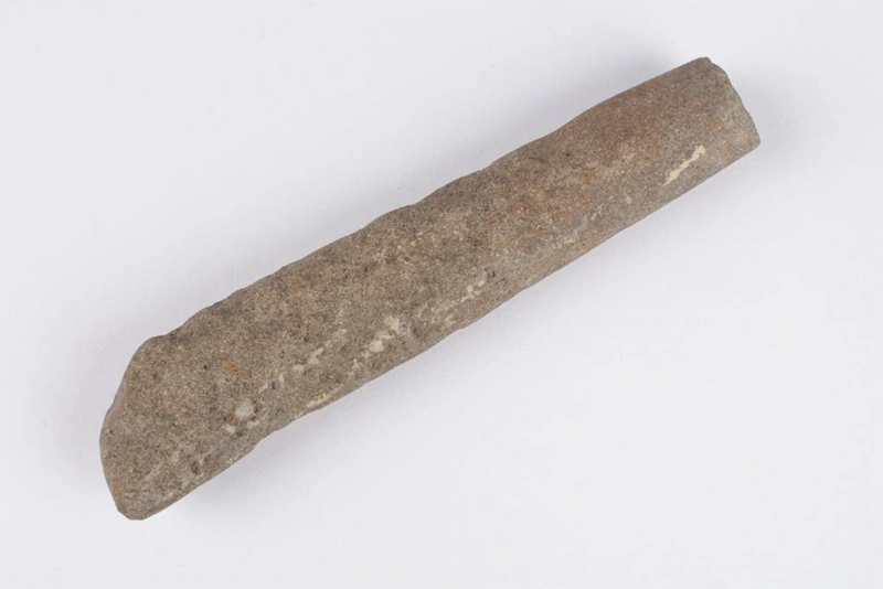 Waku kaitara, Tunaeke, Sandstone rasp
