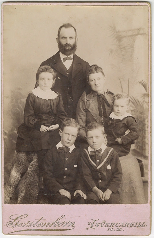 Photograph, Thomas and Christina McKenzie and family