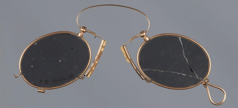 Spectacles, Pince-nez, spring bridge