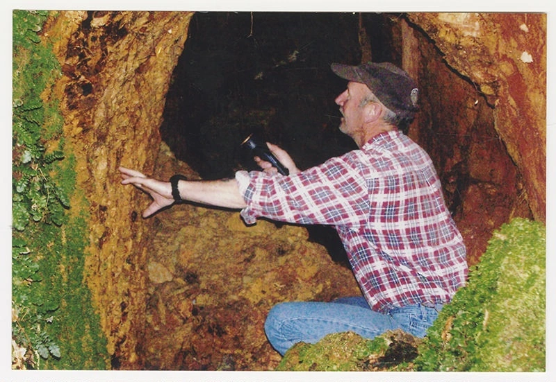 Photograph, Old gold mining shaft.