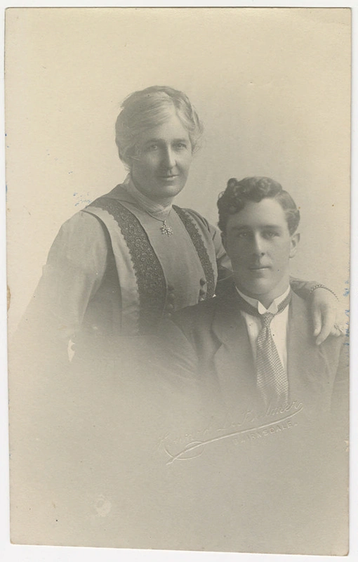 Photograph, Mary McKenzie and George Frew