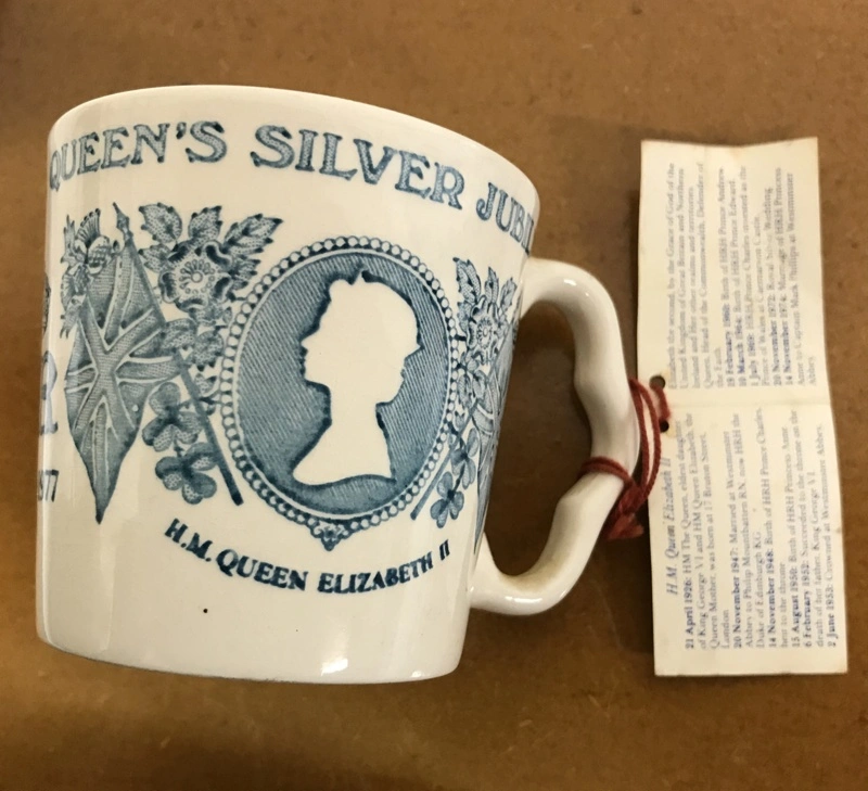 Mug, Queen Elizabeth II Silver Jubilee