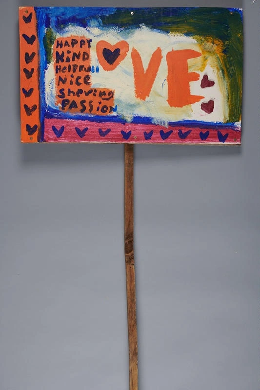 Sign, "Love, Happy, Kind, Helpfull, Nice, Shering, Passion"