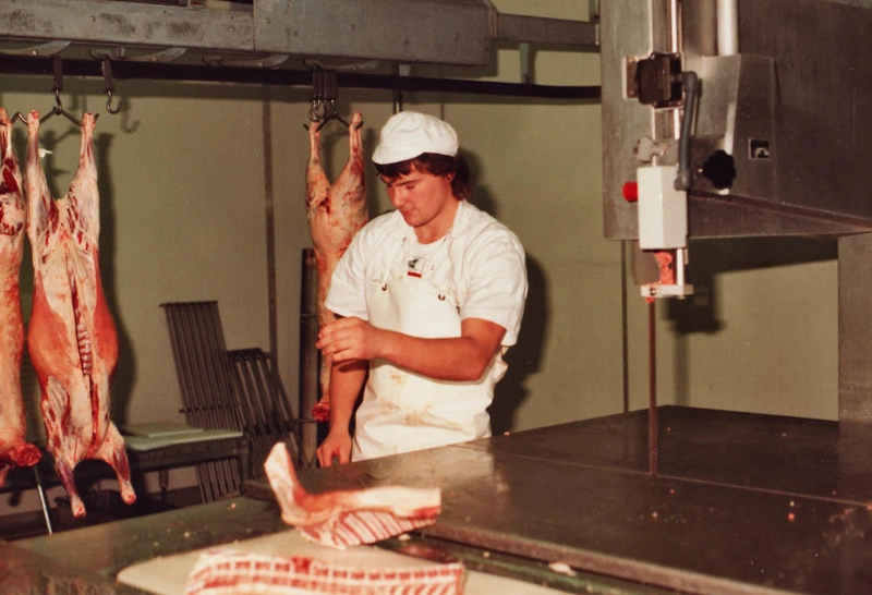 Photograph [Lamb Boning Room, Mataura Freezing Works]