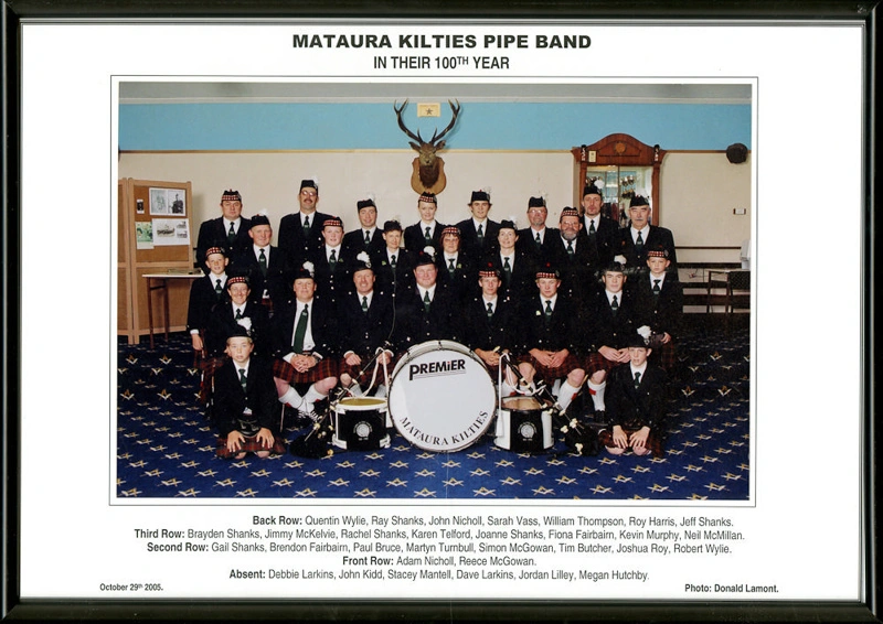 Photograph [Mataura Kilties Pipe Band]