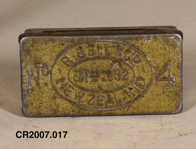 Metal matchbox