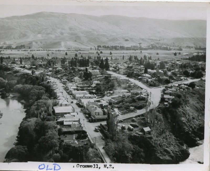 Photograph, Old Cromwell 1950's