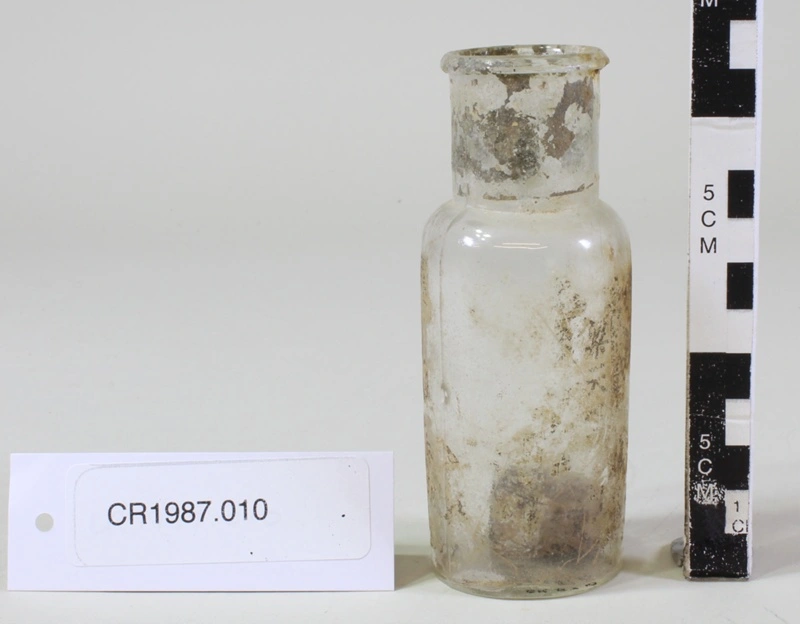 Chinese medicine bottle