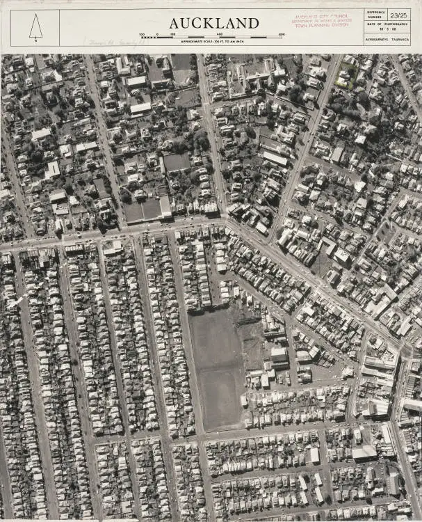 Auckland 23-25 [Ponsonby]