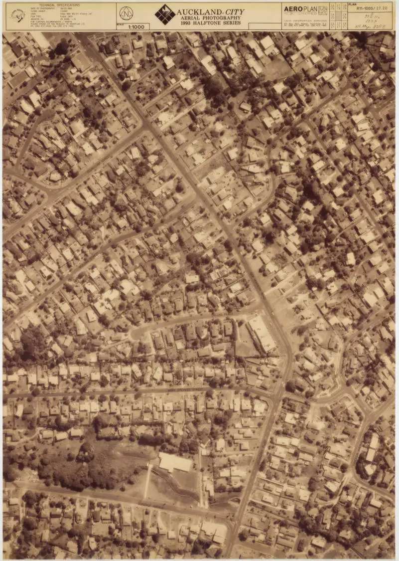 Auckland 27-20 [New Windsor]