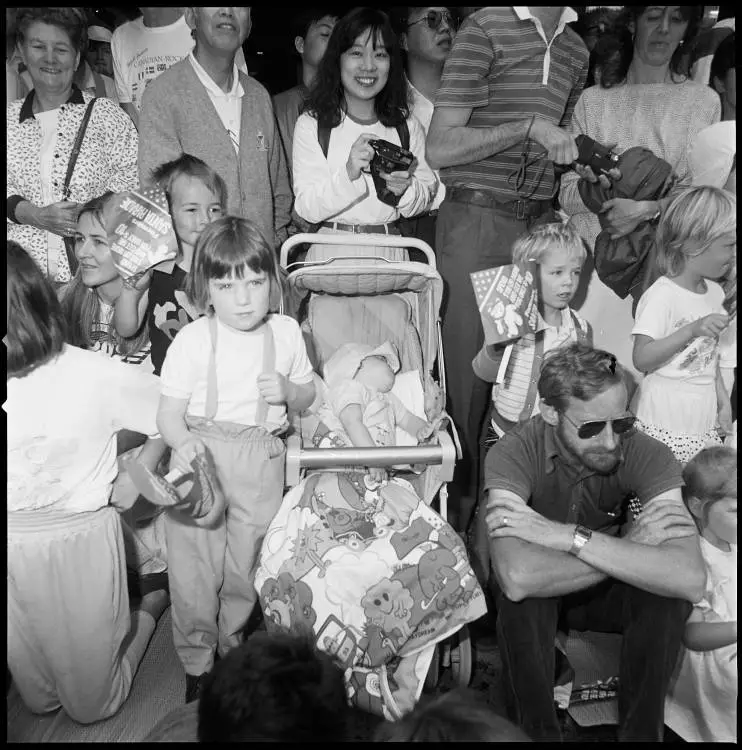Farmers Santa Parade, Queen Street, 1989