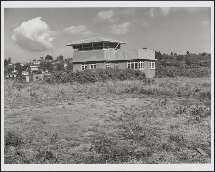 Castor Bay Battery observation post, 1944