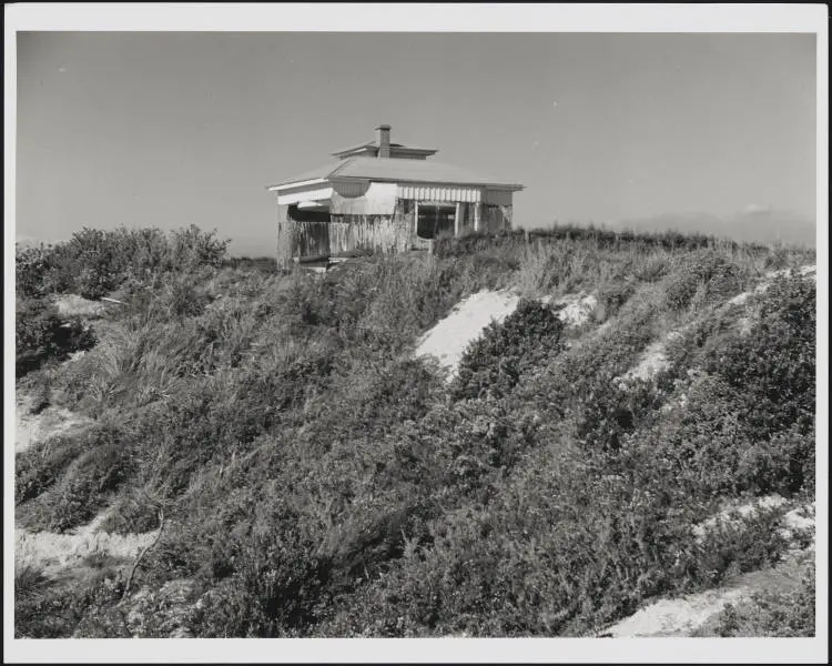 Castor Bay Battery north gun emplacement, 1944