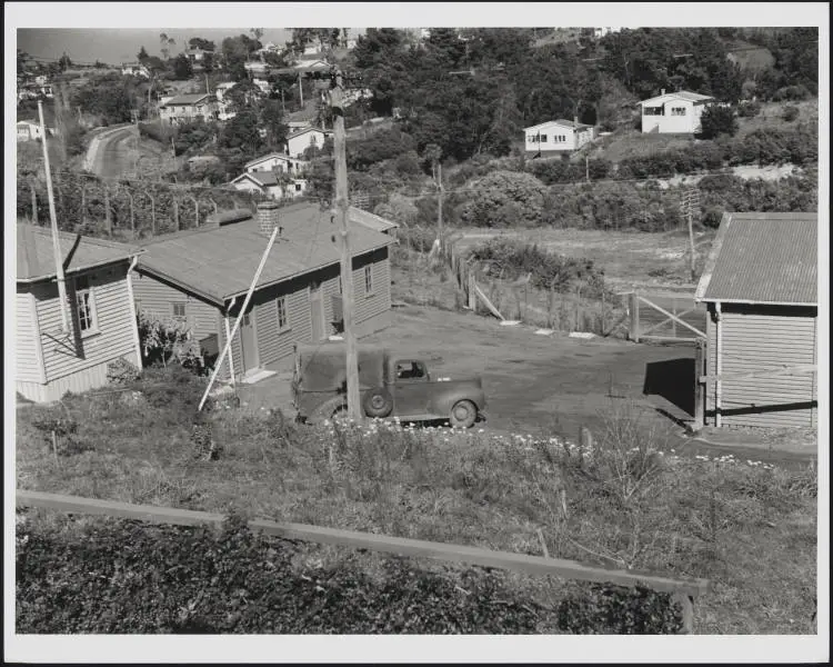 Castor Bay Battery military barracks, 1944