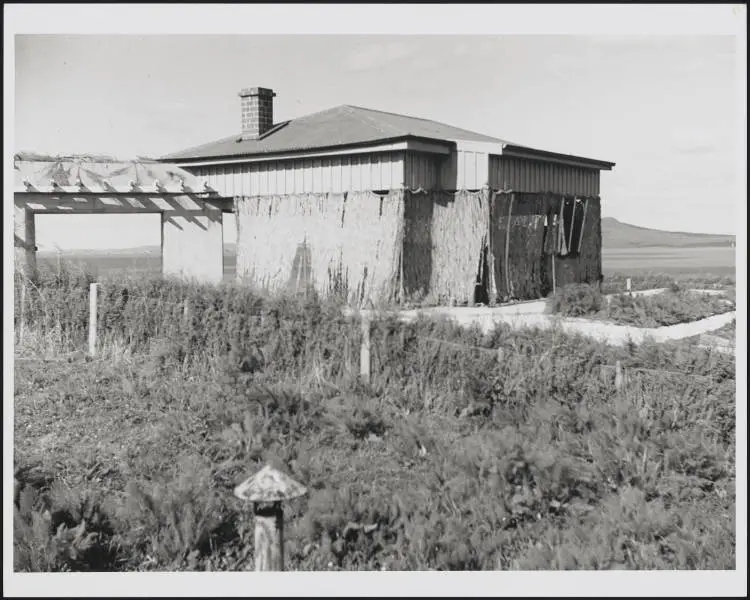 Castor Bay Battery south gun emplacement, 1944