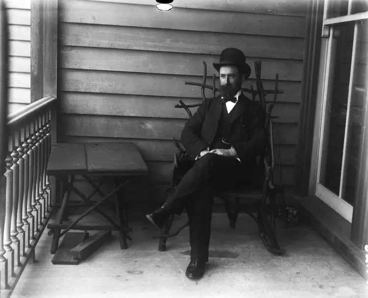 Man on the verandah, Arney Road, Remuera, 1909