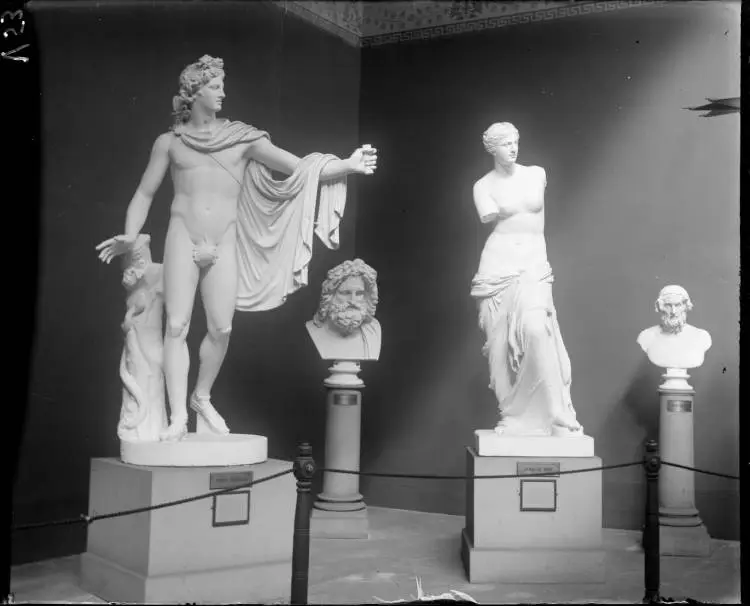 Statues in the Auckland Institute and Museum, Princes Street