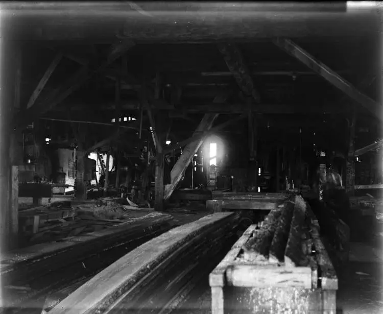 Inside a sawmill at Kopu, Thames, 1906