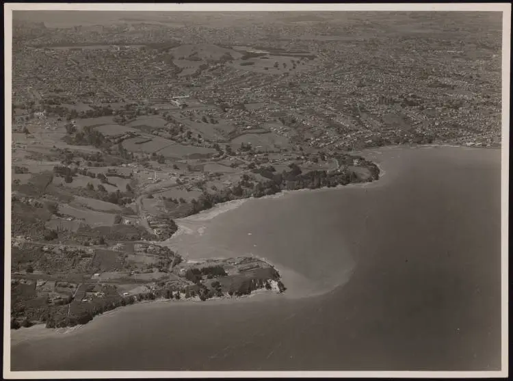Aerial view of Hillsborough and Onehunga, 1947