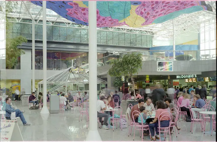 Chase Plaza, Albert Street, Auckland Central, 1990