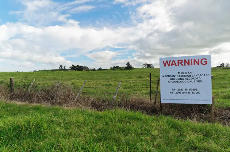 Protest signs, Oruarangi Road, Māngere, 2017