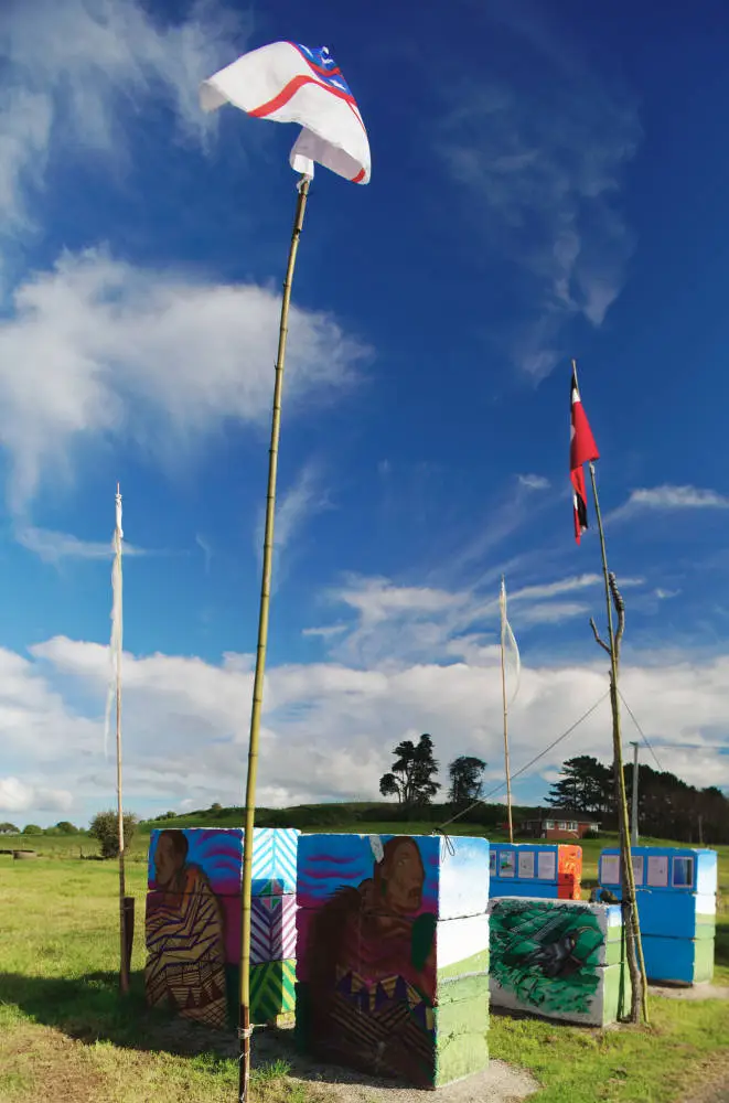 Protest signs, Ihumatao Quarry Road, Māngere, 2017