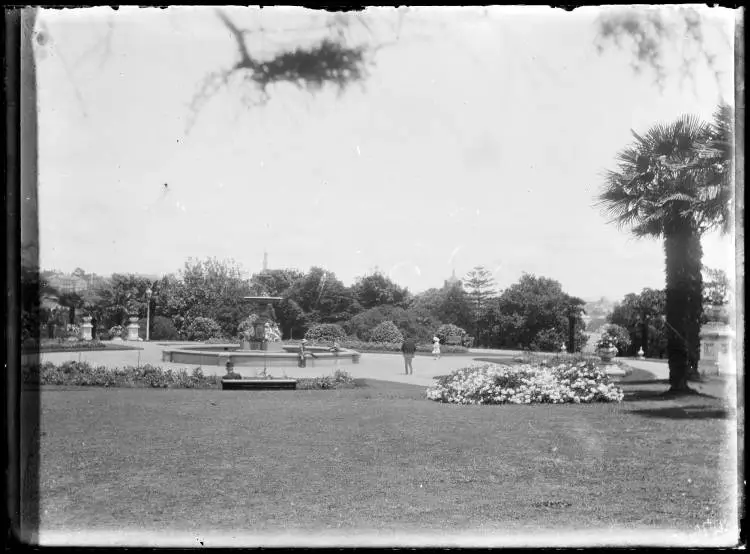 Albert Park fountain, Auckland Central