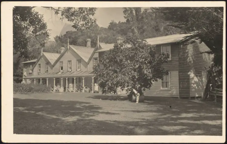 Orewa House, 1930s