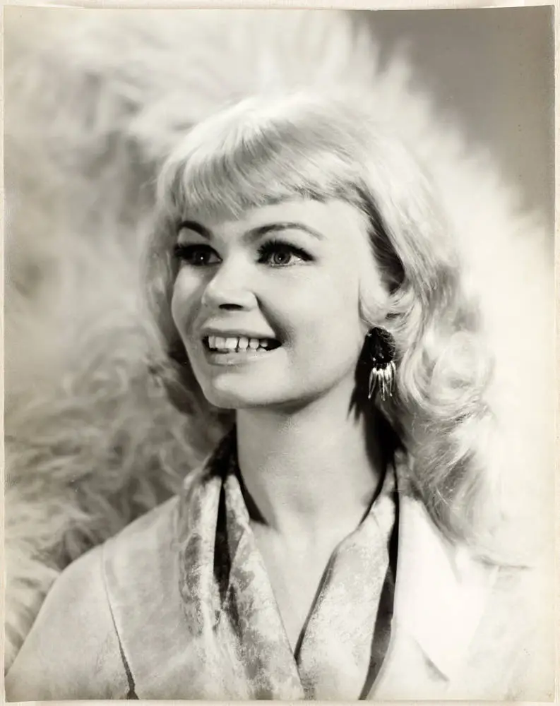 Tikki Taylor, 1966