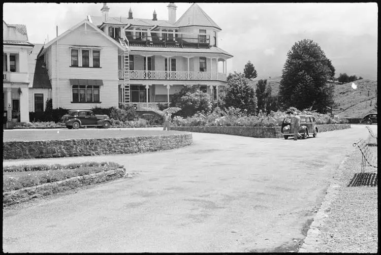 Waitomo Hotel, 1940