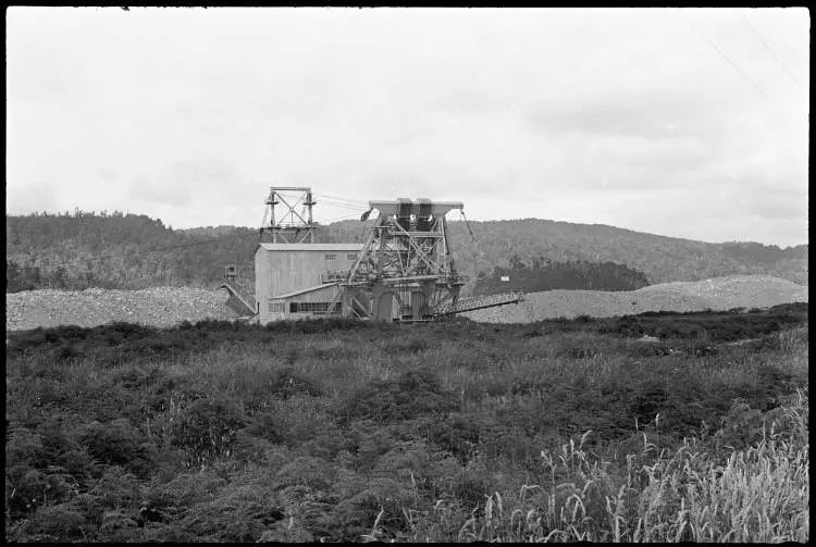 Kaniere Gold Dredge, Taramakau River Valley