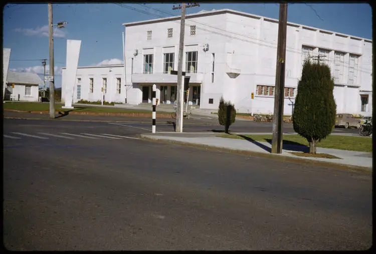 Pukekohe War Memorial Town Hall, 1960