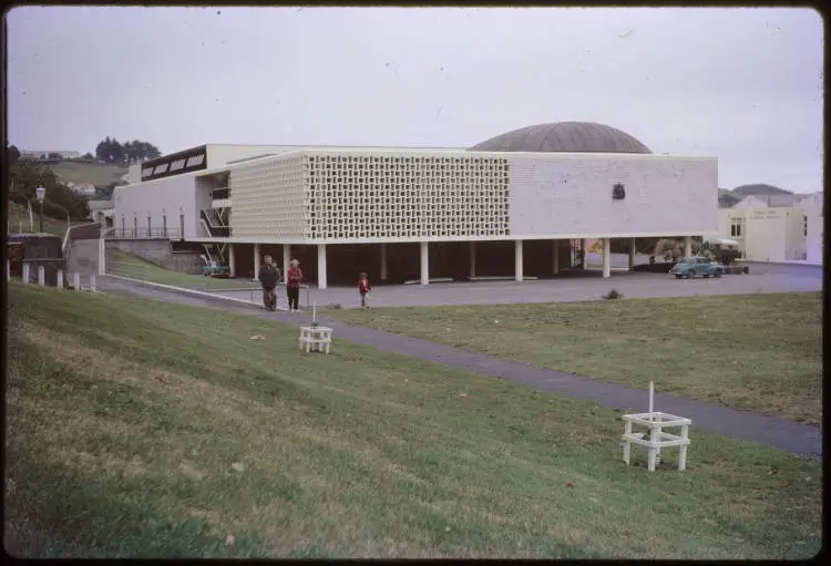 Wanganui War Memorial Hall, 1962