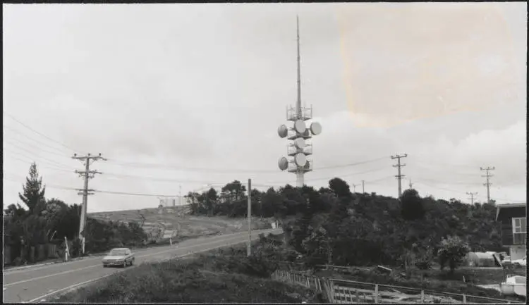 Transmission tower, Glenvar Road, Torbay, 1991