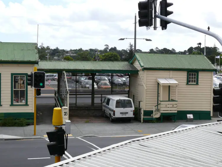 Henderson Railway Station, Railside Avenue, 2008
