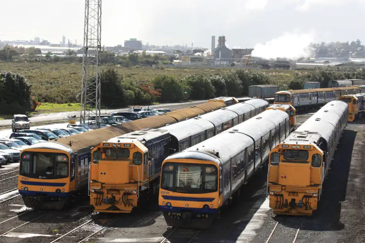 Trains at Westfield Railway Junction, 2009