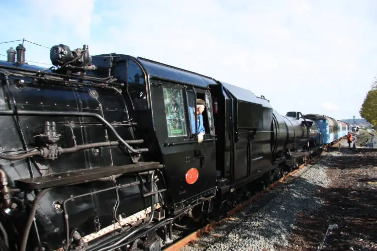 Steam locomotive at Swanson Railway station, 2009