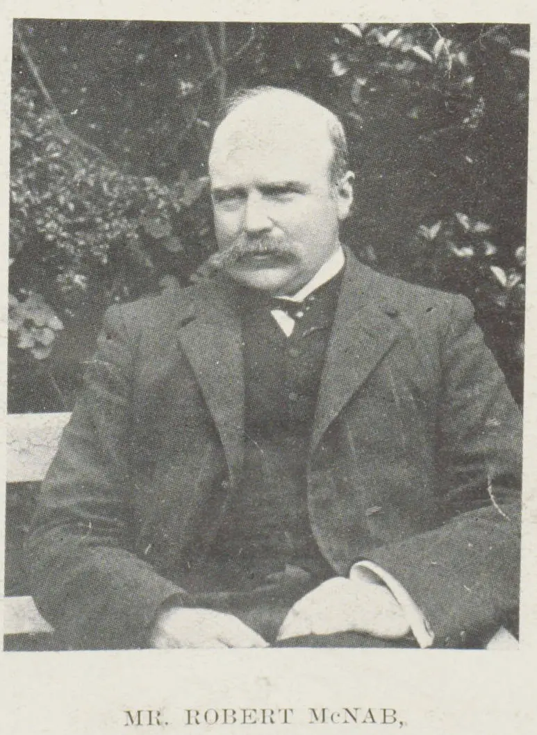 Mr Robert McNab