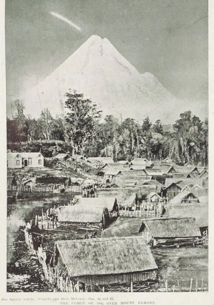 The comet of 1882 over Mount Egmont