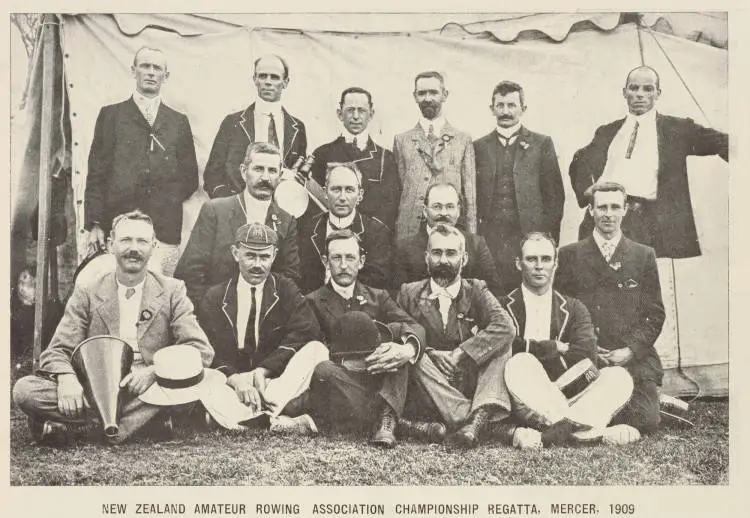 New Zealand Amateur Rowing Association Championship Regatta officers and executive committee. Mercer, 1909
