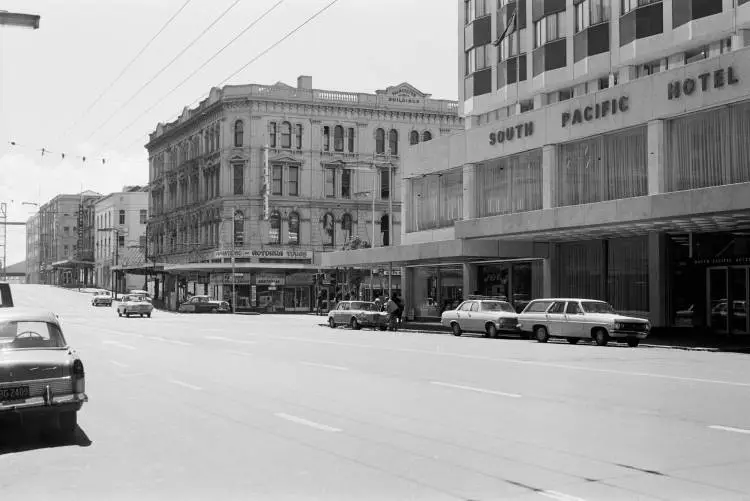 Customs Street, Auckland Central